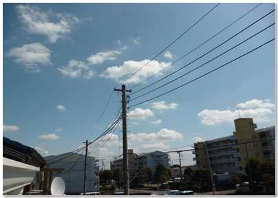 スカイツリー方向に駐車場