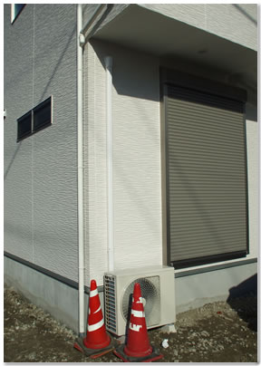 八潮3丁目、カバー白、リビング6.3kw